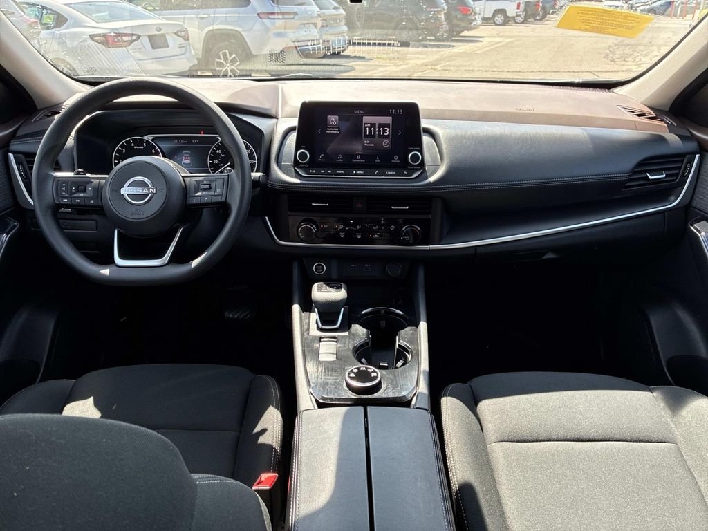 Used 2023 Gray Nissan S image 15