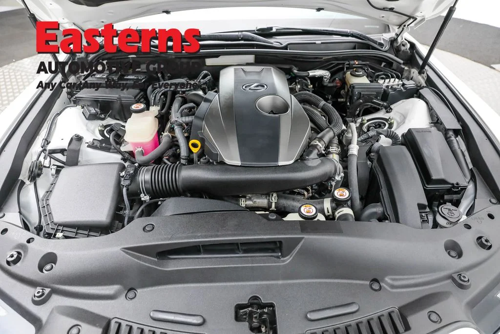 Used 2021  Lexus 300 image 7