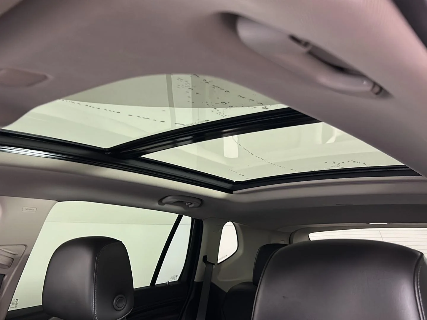 Used 2020 Espresso Buick Essence image 30