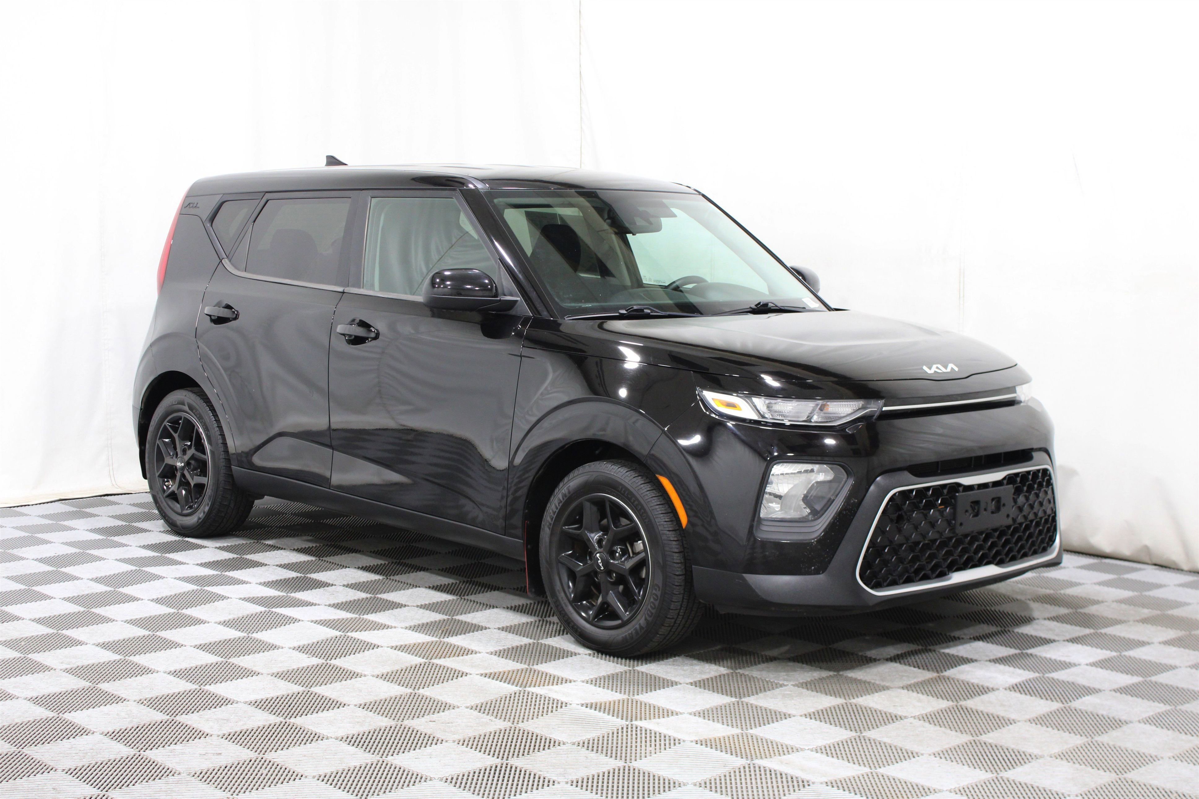 2022 Kia Soul 2.0L LX IVT's photo