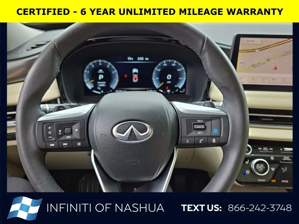 Certified Used 2024 White INFINITI LUXE image 22