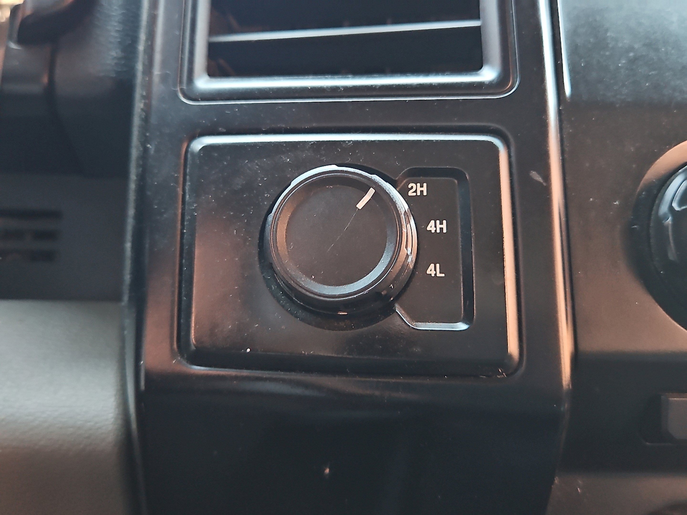 Used 2016 Shadow Black Ford XL image 21