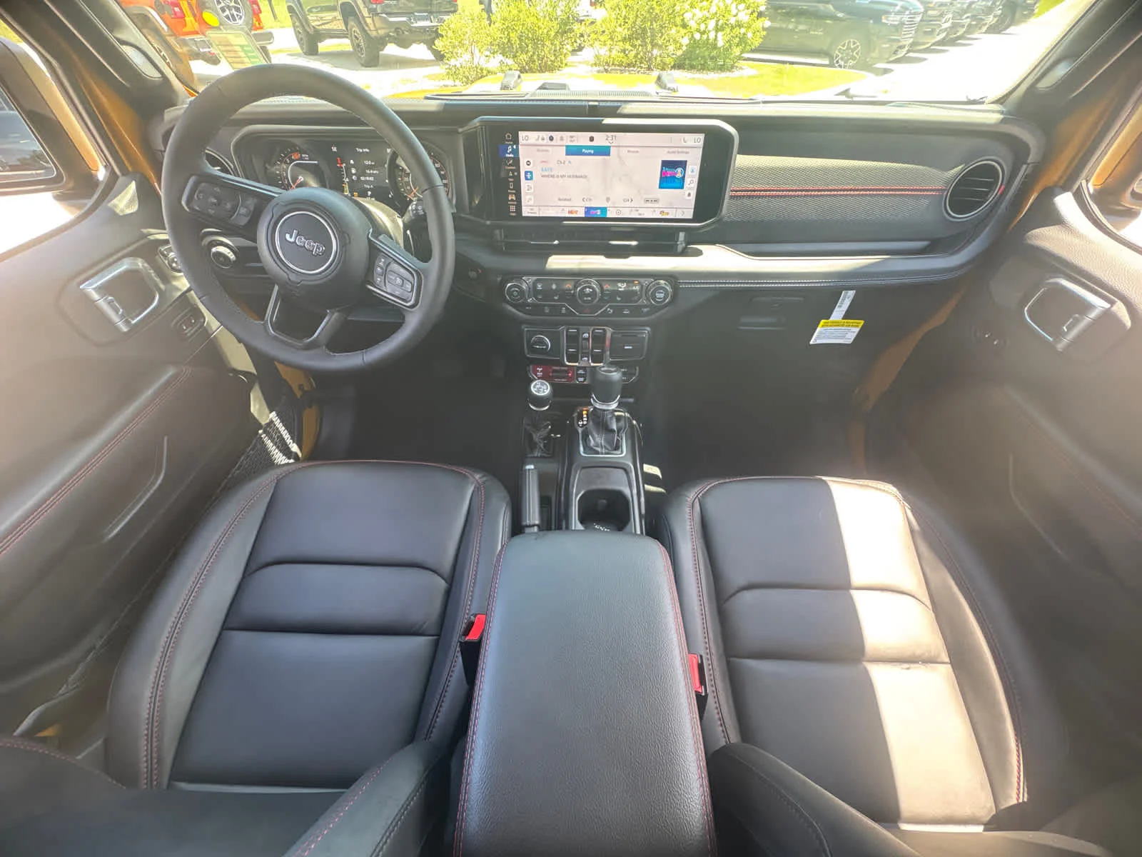 New 2026 Goldilocks Exterior Paint Jeep Rubicon X image 15