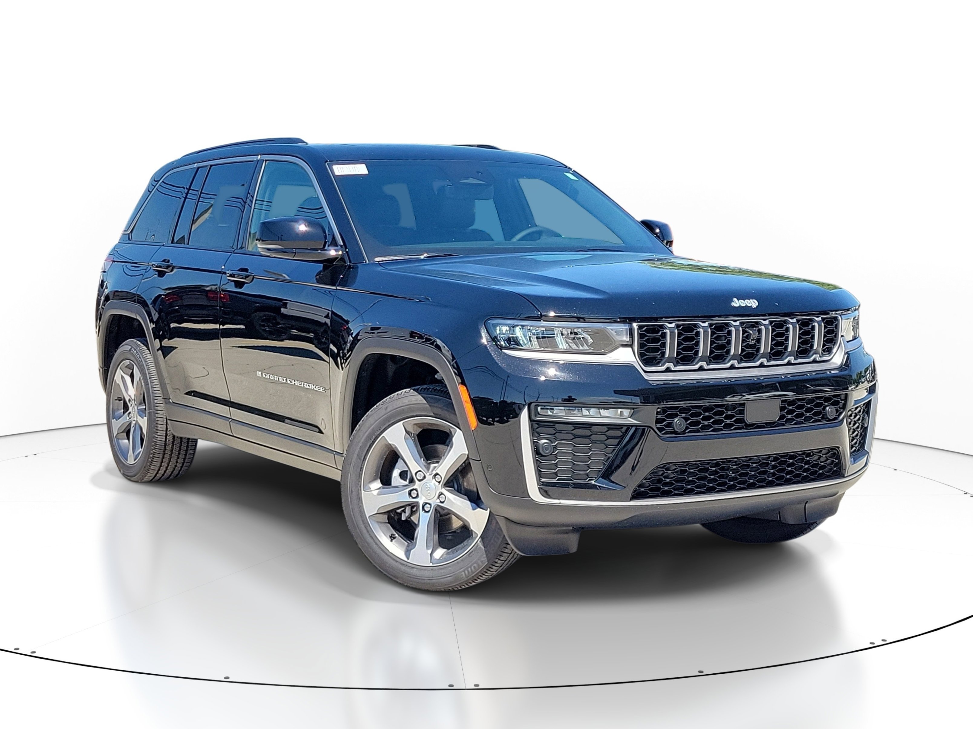 New 2026 Diamond Black Crystal Pearl-Coat Exterior Paint Jeep Limited image 1