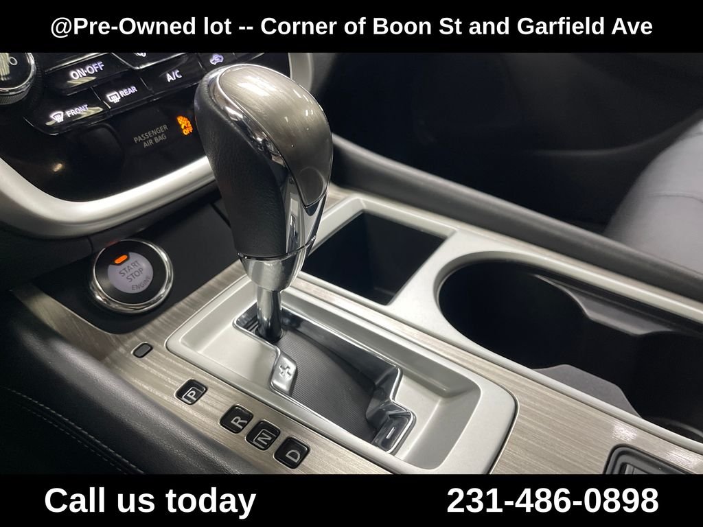 Used 2018 Black Nissan SL image 27