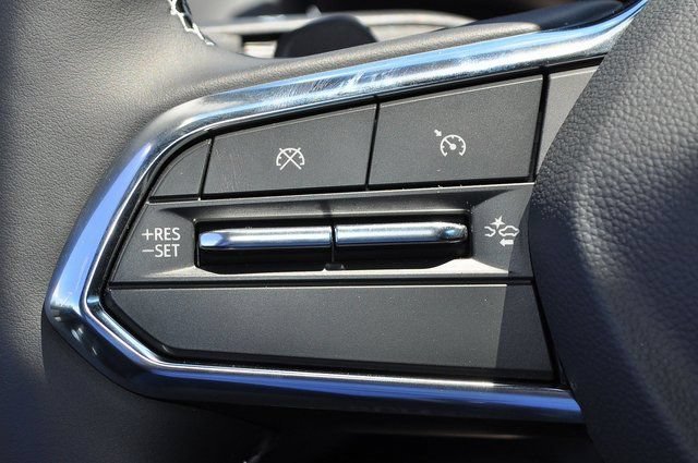 New 2025 Black Chevrolet LT - Extended Range image 18