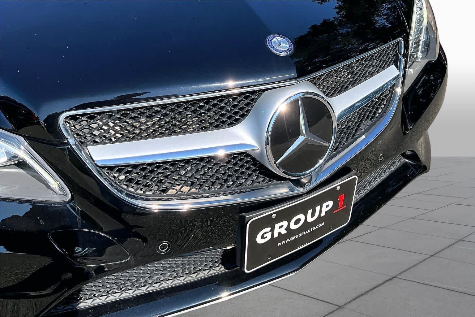 Used 2017 Black Mercedes-Benz E 400 image 28