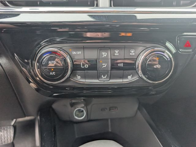 Used 2025 Black Chevrolet 2RS image 17