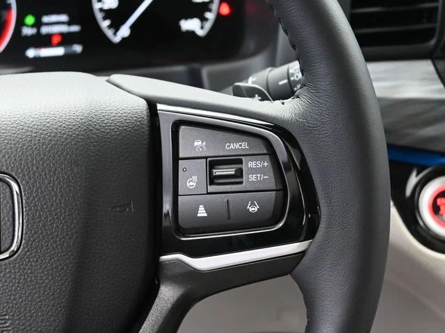 Certified Used 2025 Red Honda Elite image 30