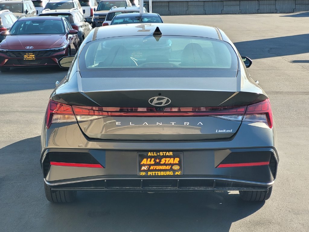 New 2026 Gray Hyundai Limited image 4