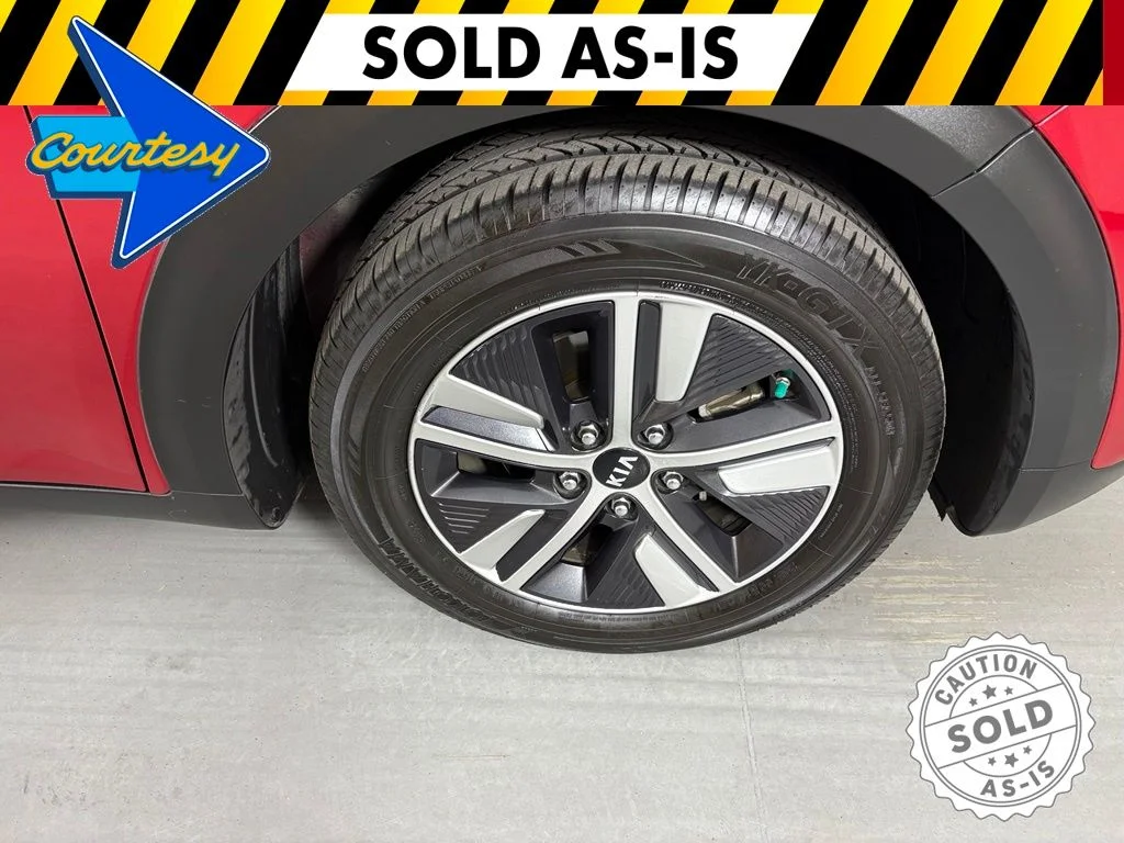 Used 2021 Red Kia LXS image 10