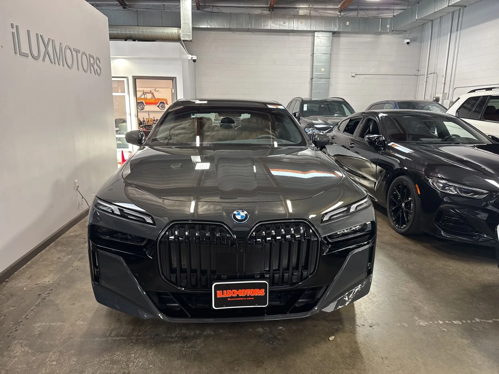Used 2025 BMW i7 60 with VIN WBY53EJ09SCT45987 for sale in McKinleyville, CA