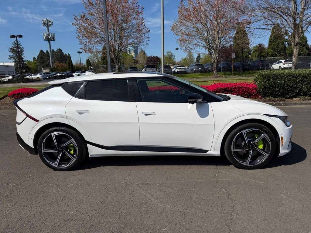 Used 2024 Snow White Pearl Kia GT image 8