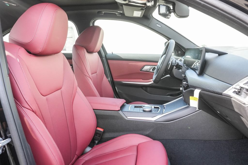 New 2026 Black Sapphire Metallic BMW 330i xDrive image 16