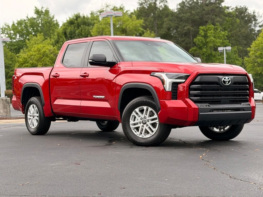 2026 Toyota Tundra SR5 - Photo 2
