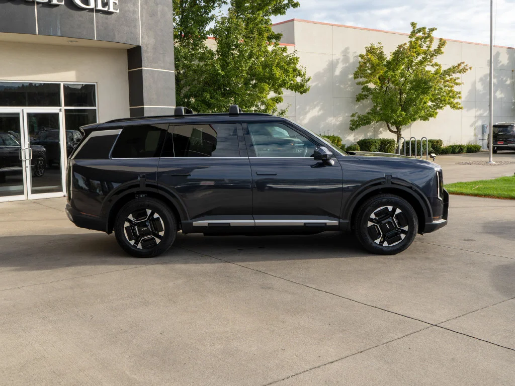 New 2027 Panthera Metal Kia EX image 8