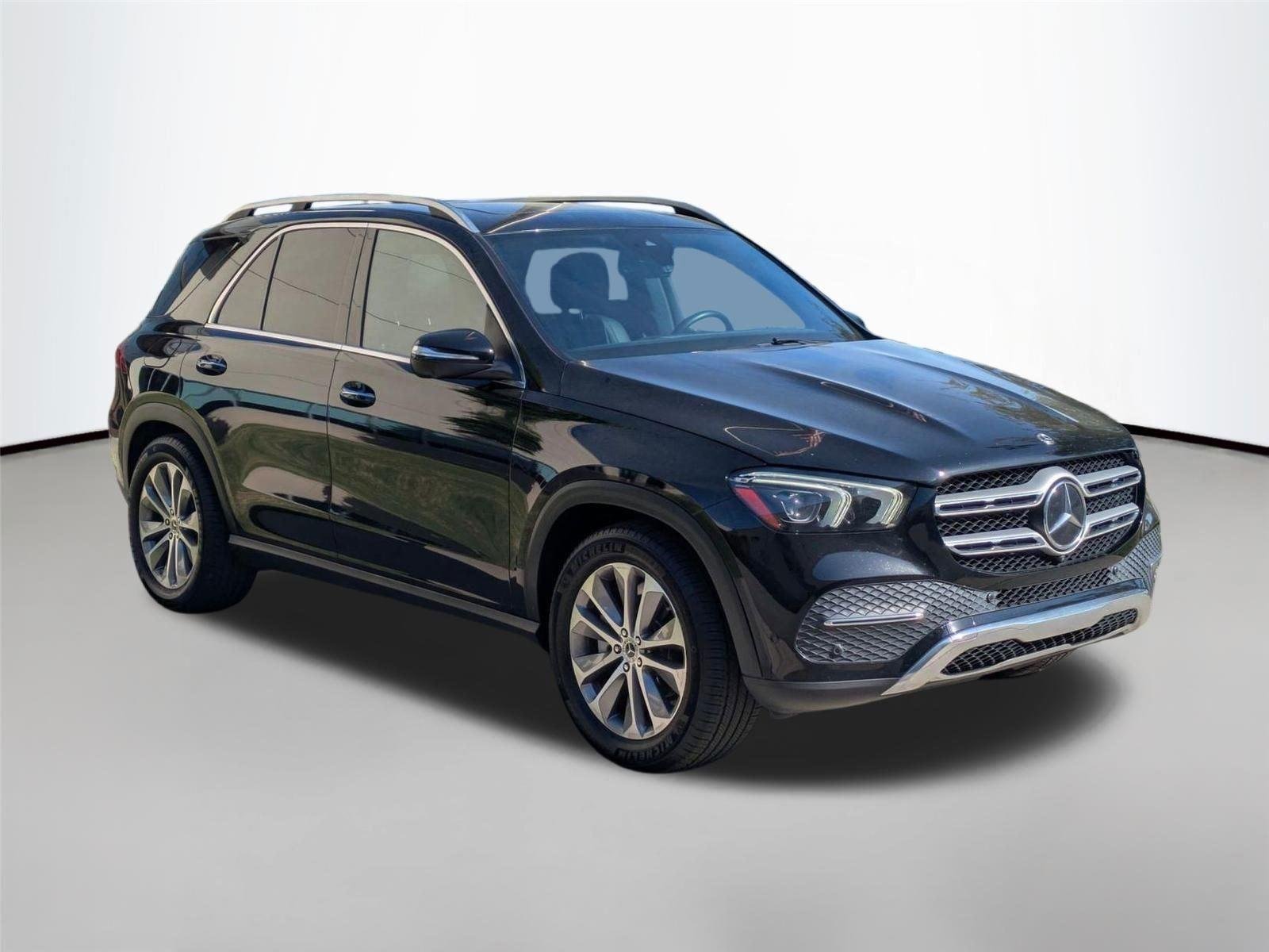 Used 2020 Black MERCEDES-BENZ TRUCK  image 3