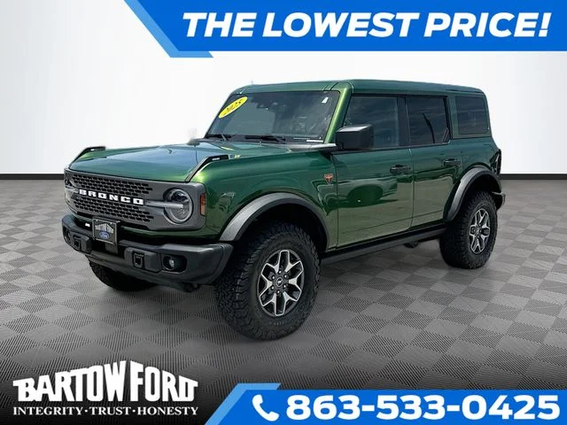 Used 2025 Green Ford Badlands image 1