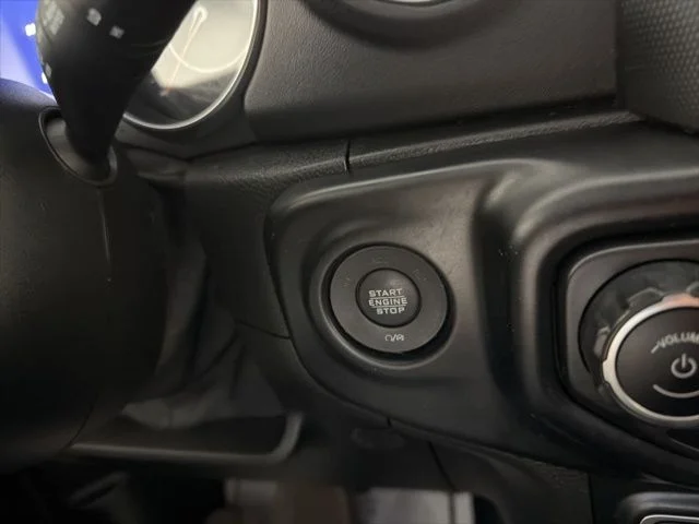 Used 2021 Black Jeep Unlimited Sahara image 21