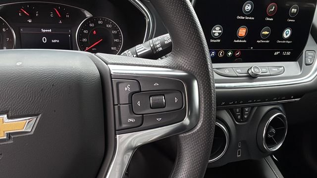Used 2025 Black Chevrolet LT image 23
