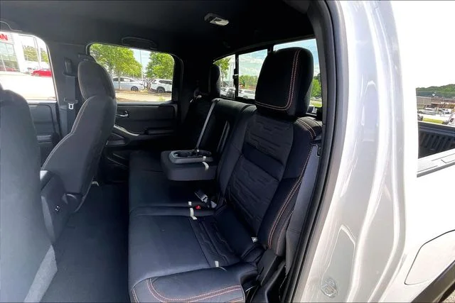 Used 2025 White Nissan PRO-4X image 19