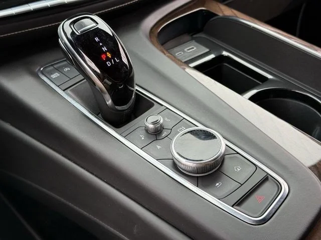 2024 Cadillac Escalade Sport Platinum - Photo 19