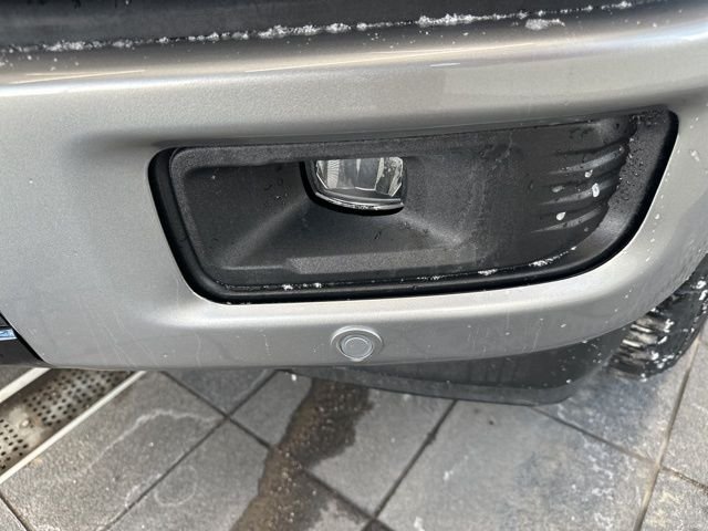New 2026 Iconic Silver Metallic Ford XLT image 4