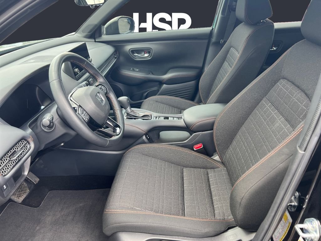 2025 Honda HR-V Sport - Photo 9