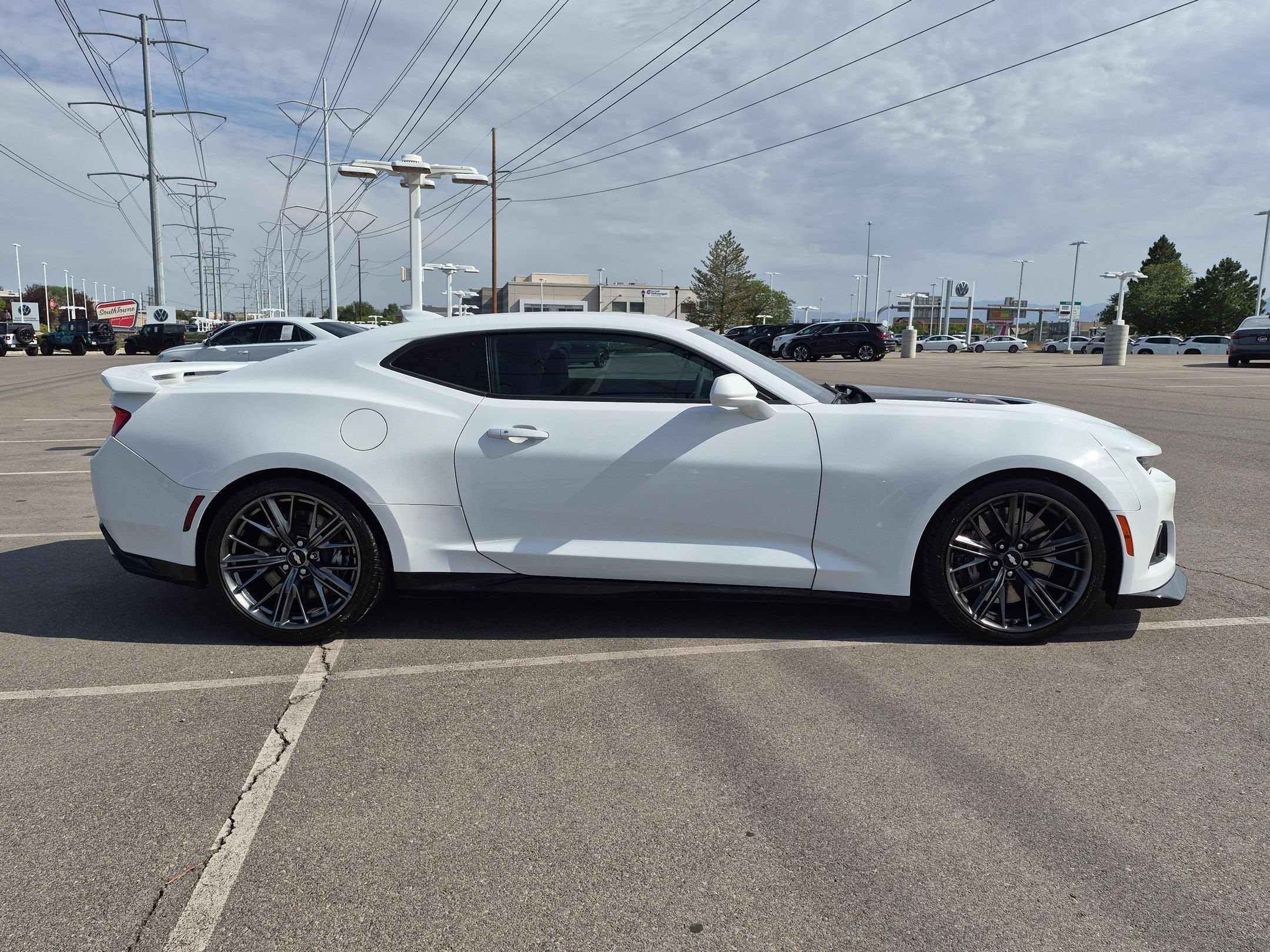 Used 2018 Summit White Chevrolet ZL1 image 2