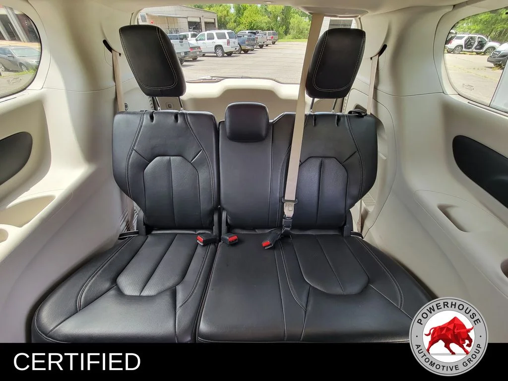 Used 2022 White Chrysler Touring L image 16