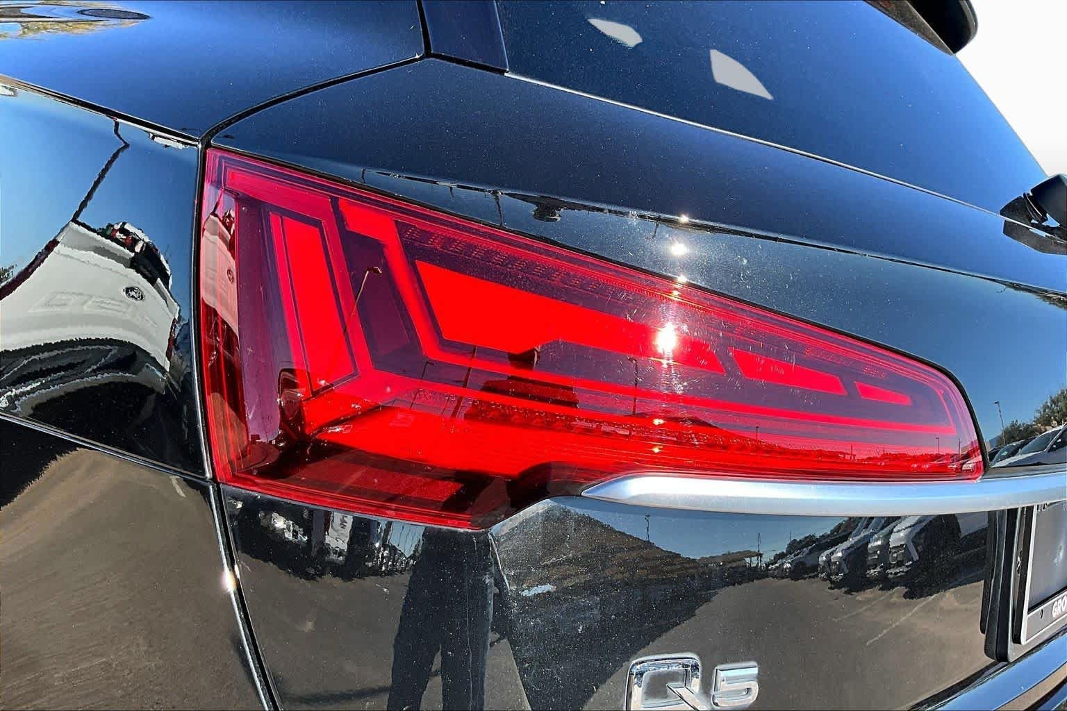 Used 2023 black Audi Premium image 29