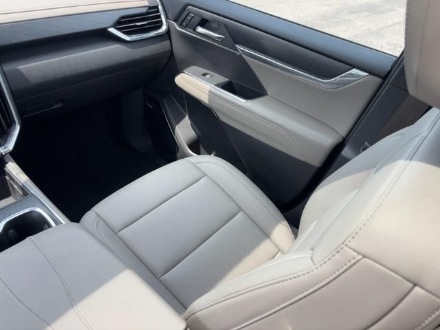 Certified Used 2026 Summit White GMC Elevation image 15