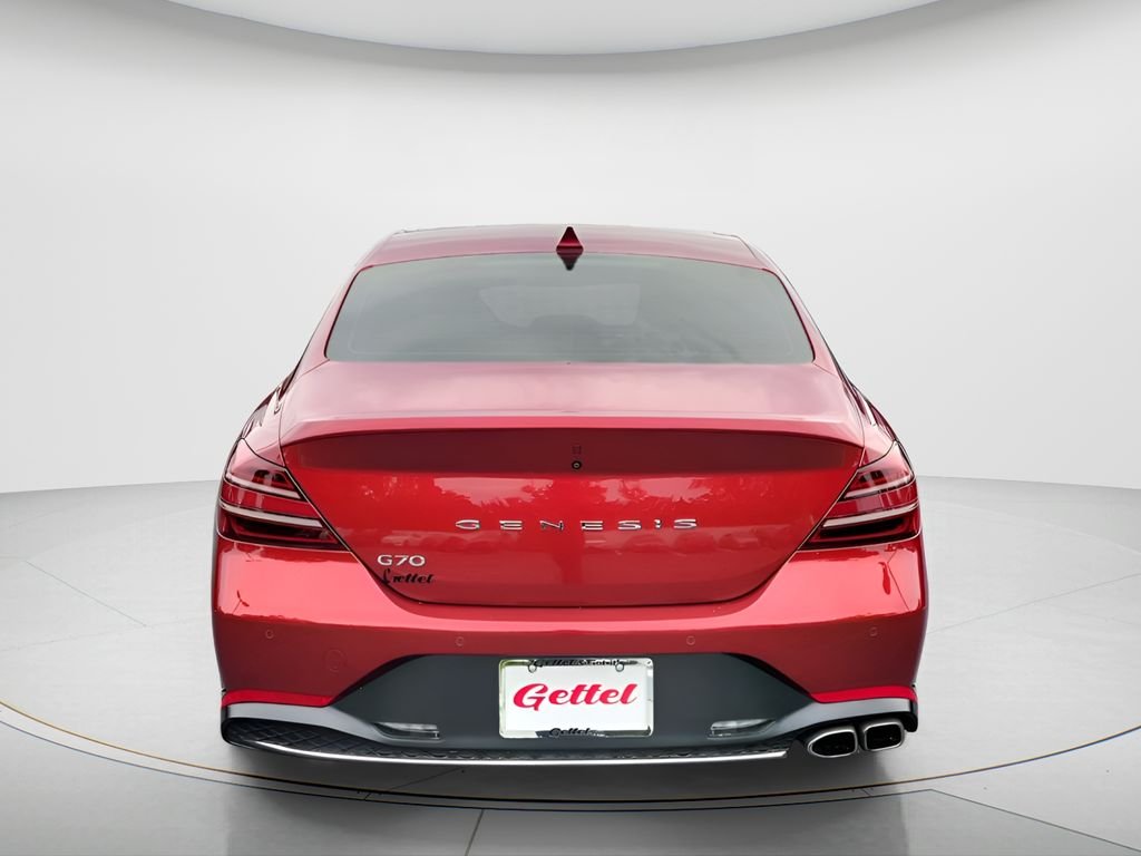 Used 2023 Red Genesis 2.0T image 6