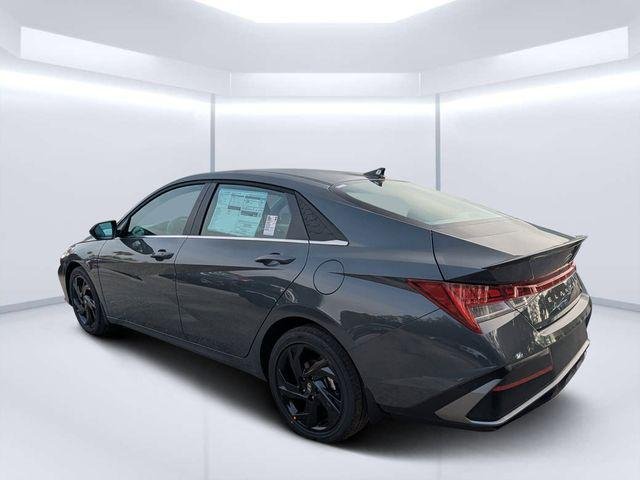 New 2026 Gray Hyundai SEL Sport image 5