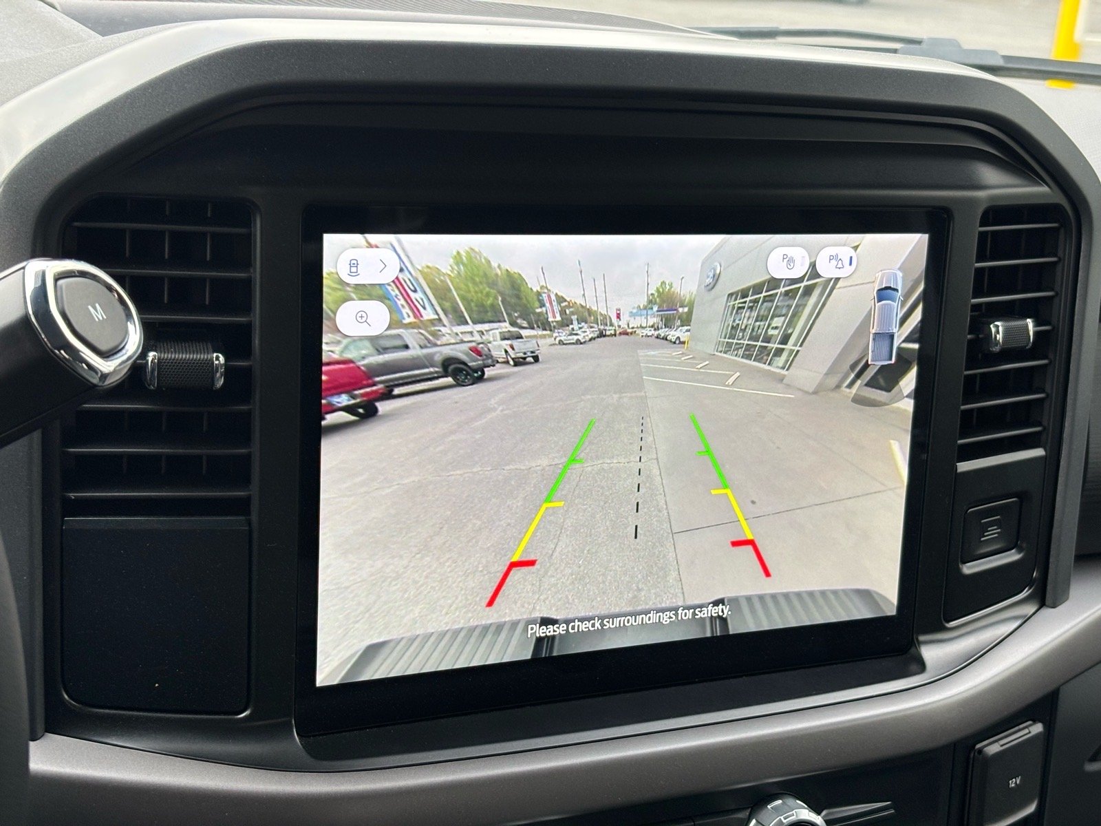 Used 2025 Gray Ford XLT image 12