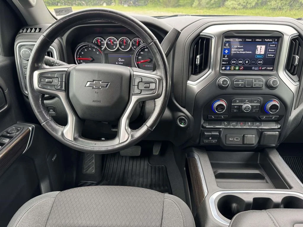 Used 2022 Black Chevrolet RST image 15