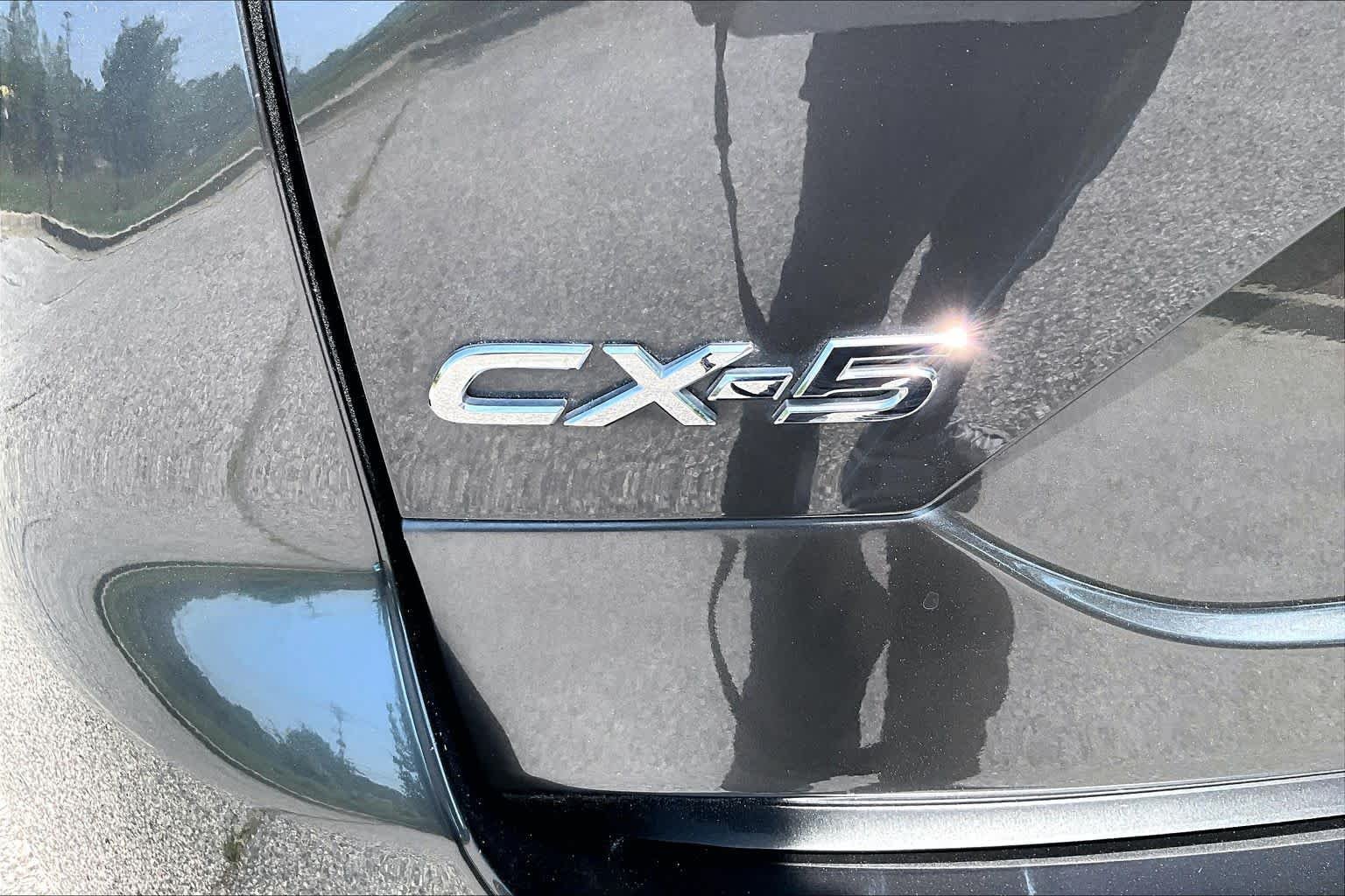 Used 2019 Machine Gray Metallic Mazda Grand Touring image 10