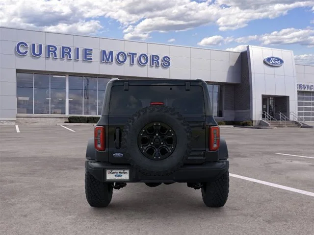 New 2026 Shadow Black Ford Badlands image 5