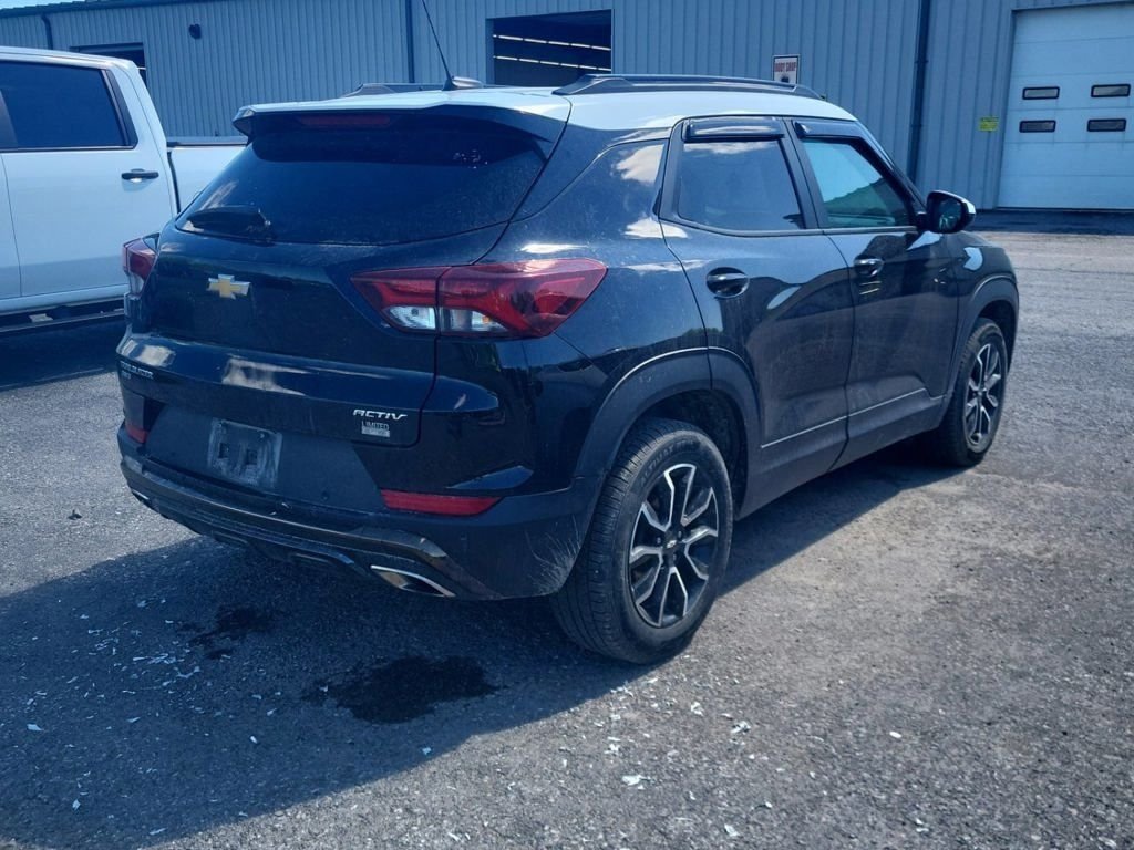 Used 2021 Black Chevrolet ACTIV image 16