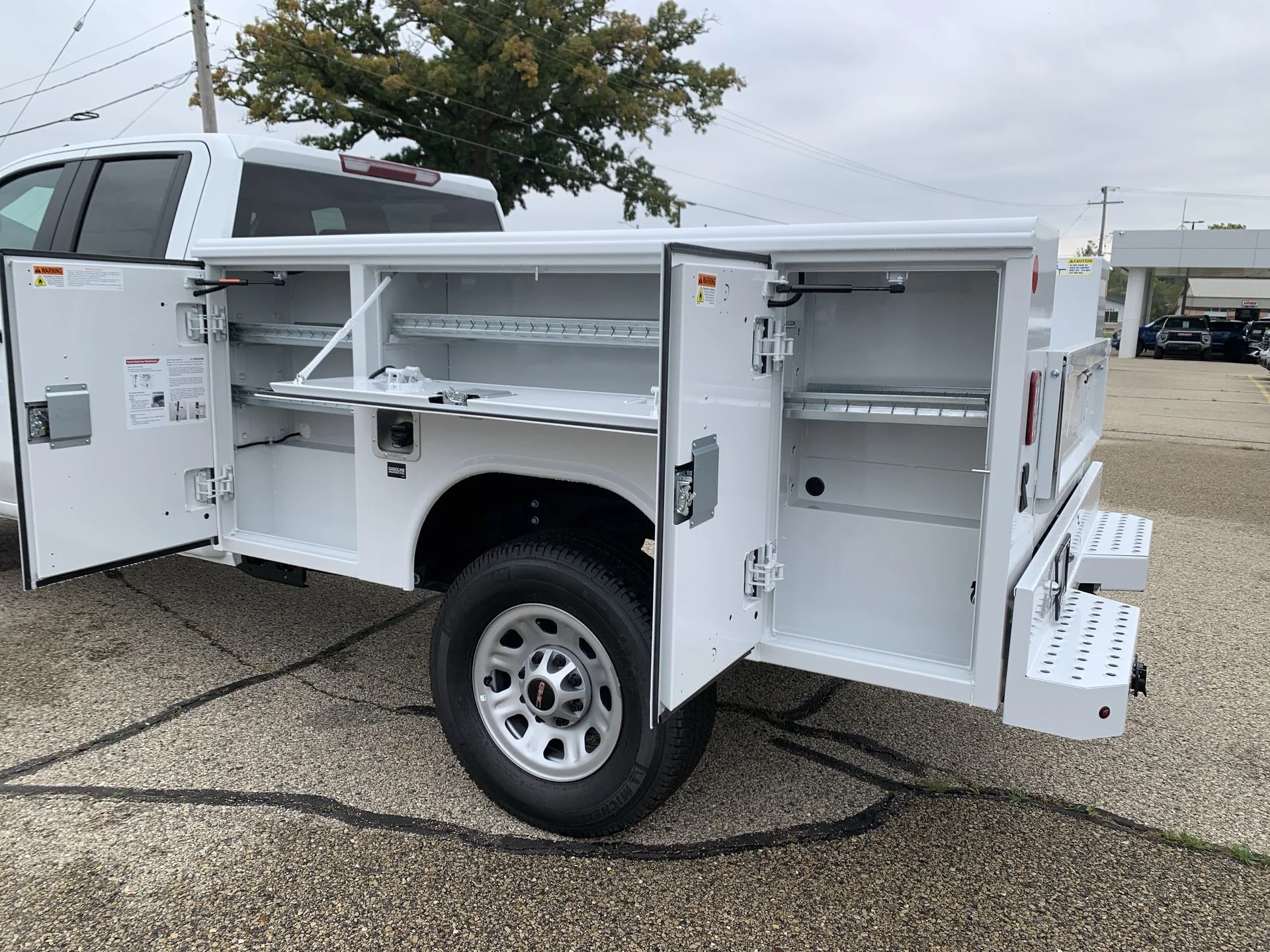 2025 GMC Sierra 3500HD Pro - Photo 15