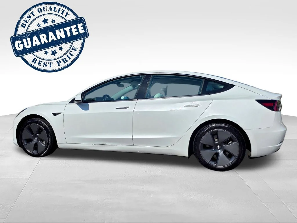 Used 2021  Tesla Long Range image 4