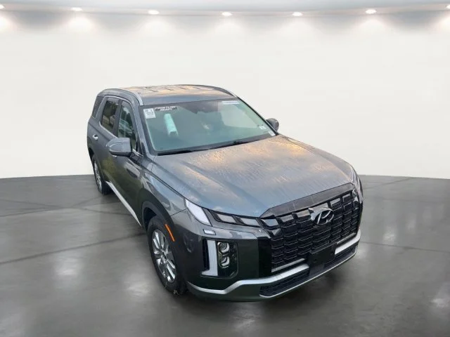 Used 2024 Gray Hyundai SEL image 9