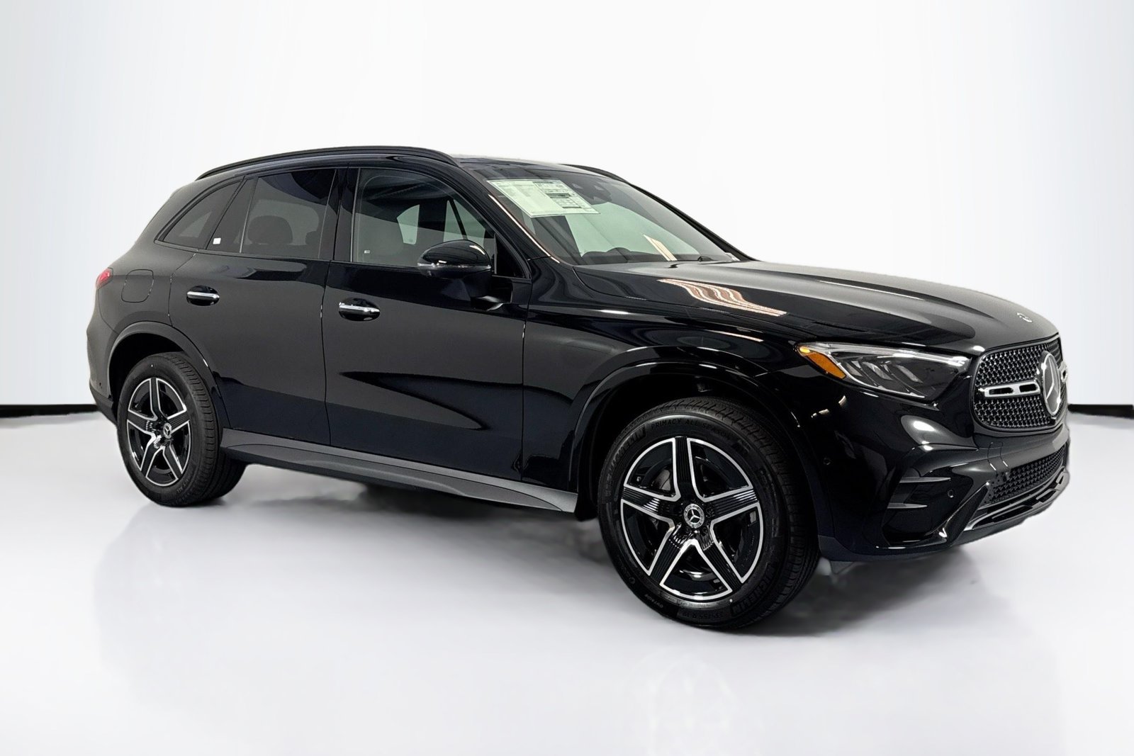 New 2026 Black Mercedes-Benz GLC 300 image 3