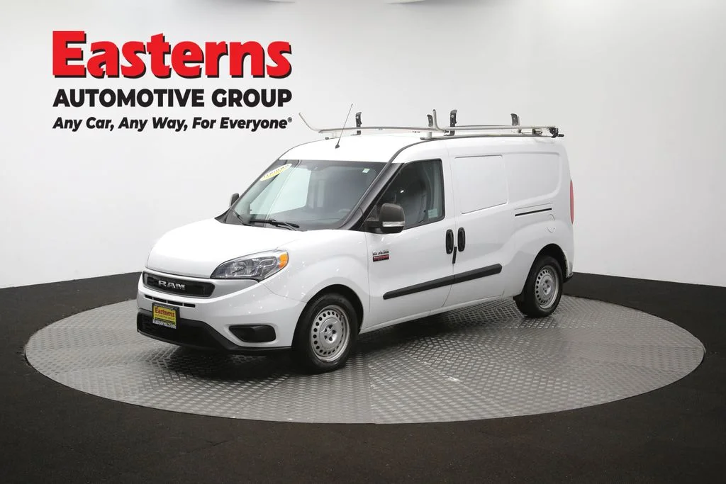 Used 2022 White Ram Base image 53