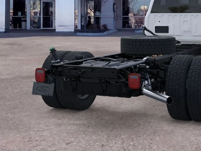 New 2026 Oxford White Ford XL image 21
