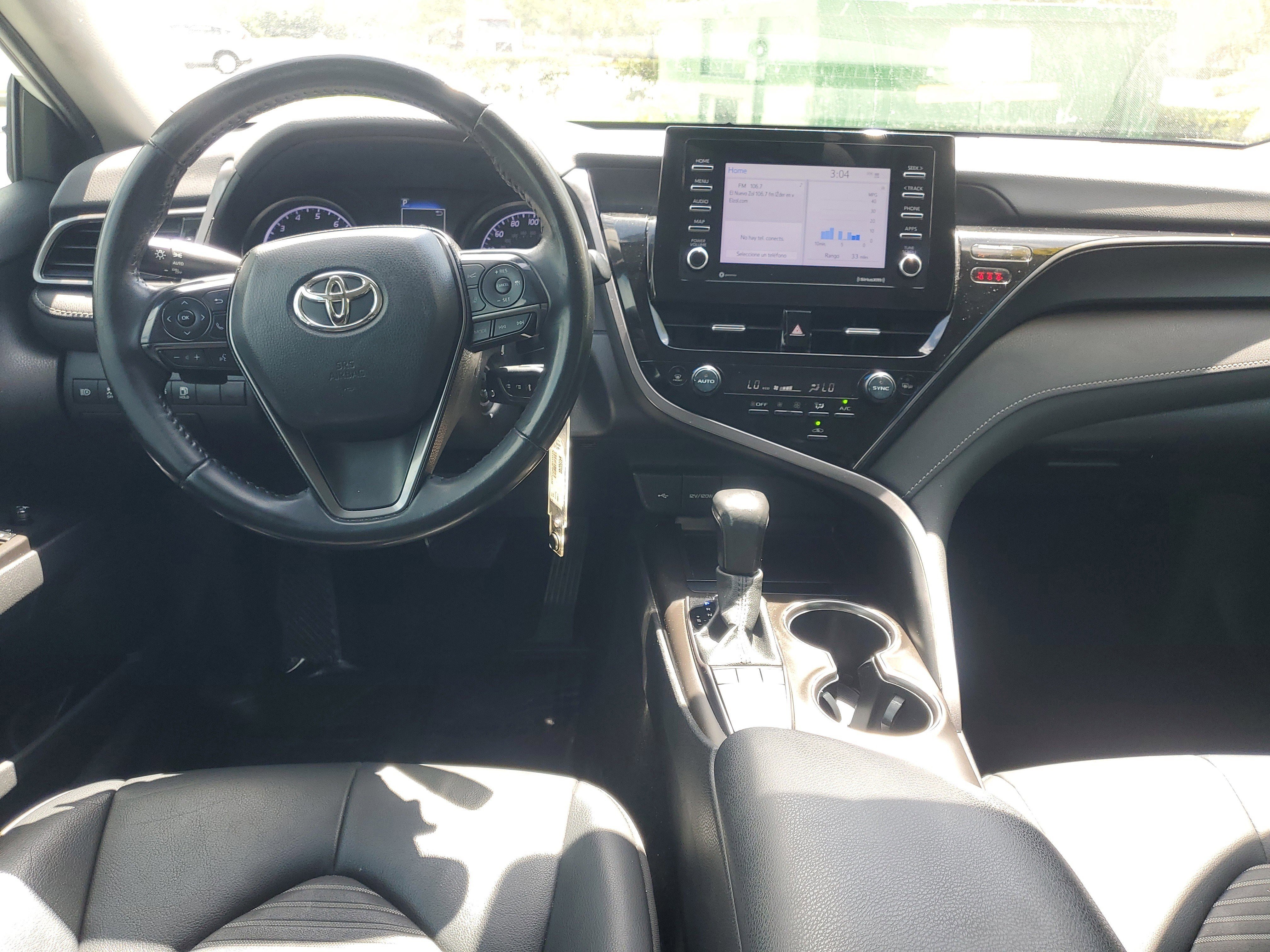 Used 2023 Ice Toyota SE image 10