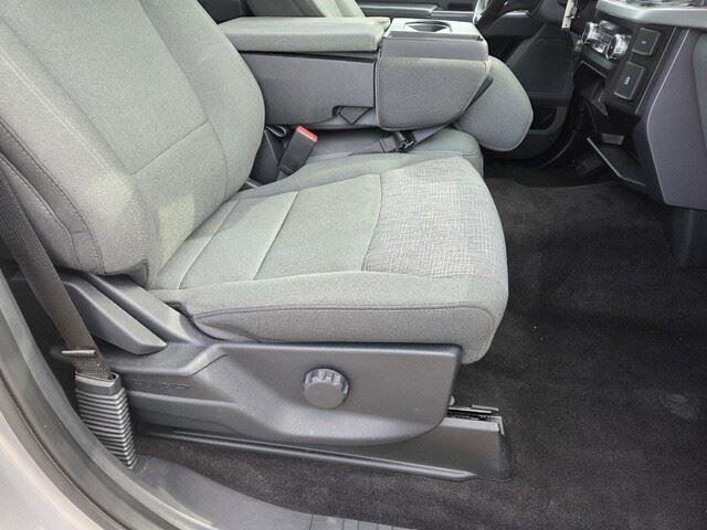 Used 2023 Iconic Silver Metallic Ford XLT image 29