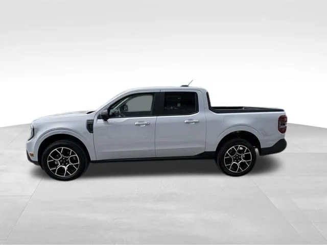 New 2025 White Ford Lariat image 12