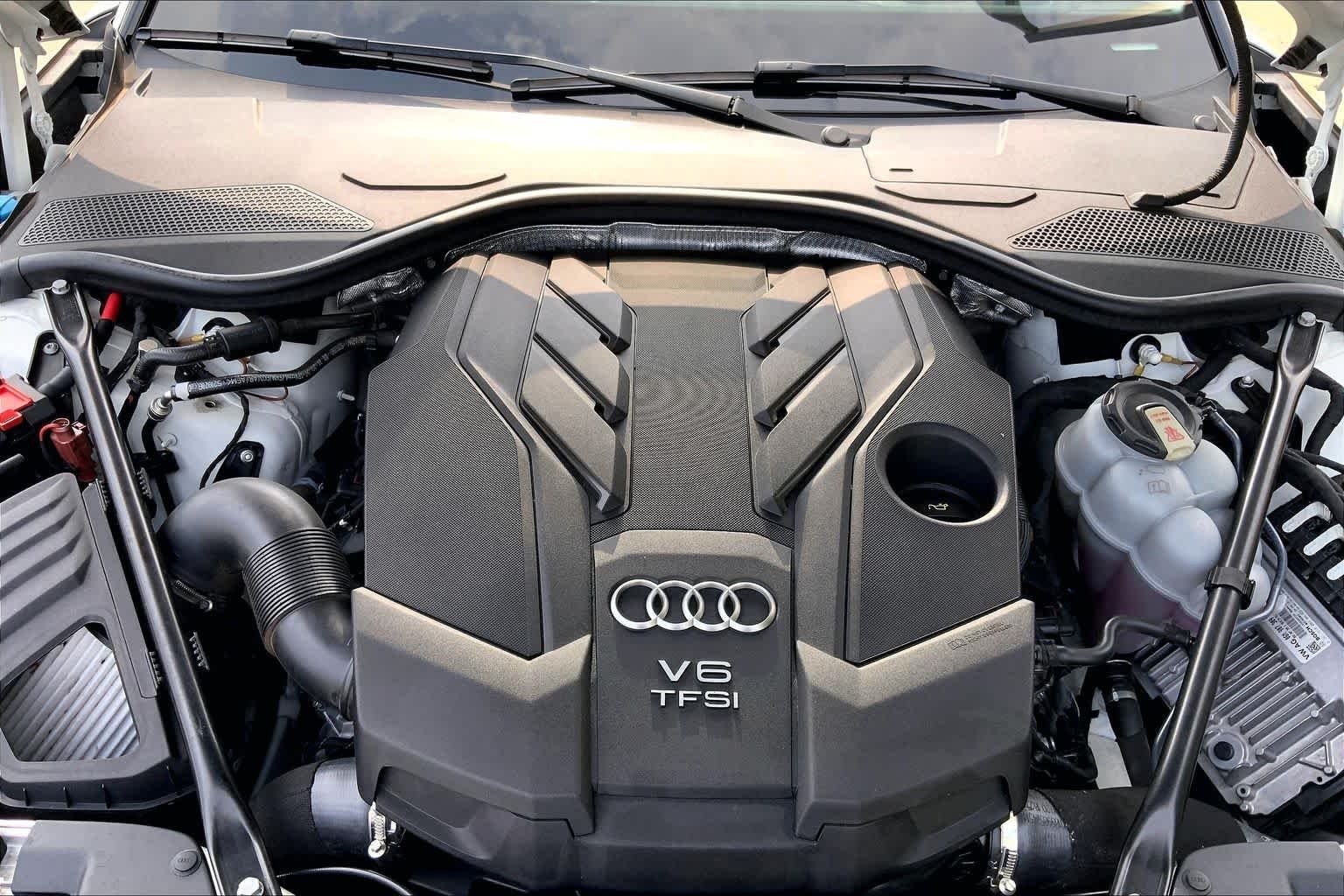 Used 2021 Glacier White Metallic Audi  image 30