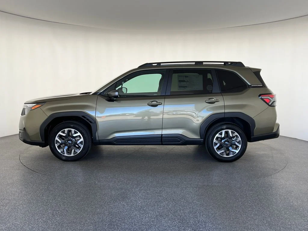 New 2026 AUTUMN GREEN METALLIC Subaru Premium image 8